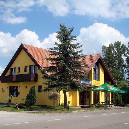 Restaurace penzion Rafael Dlouhá Brtnice Pokoj fotografie