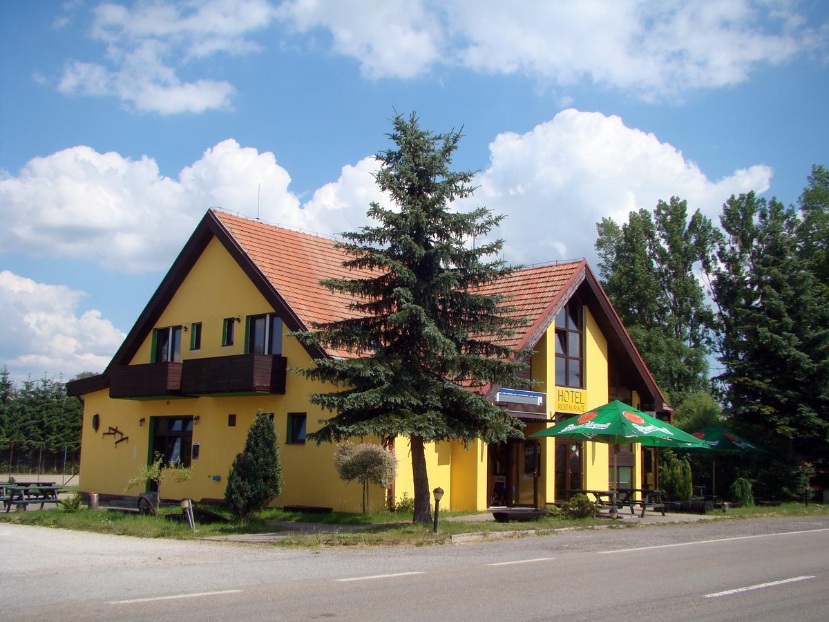 Restaurace penzion Rafael Dlouhá Brtnice Pokoj fotografie