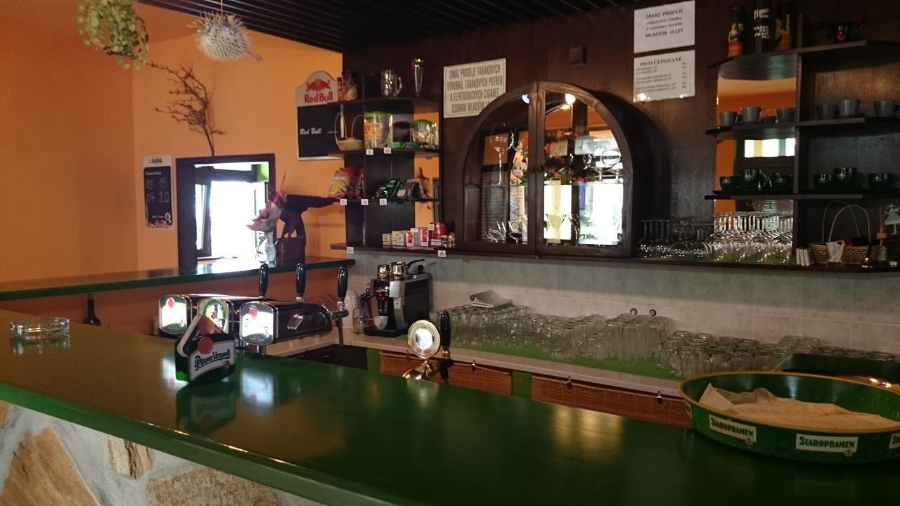 Restaurace penzion Rafael Dlouhá Brtnice Exteriér fotografie